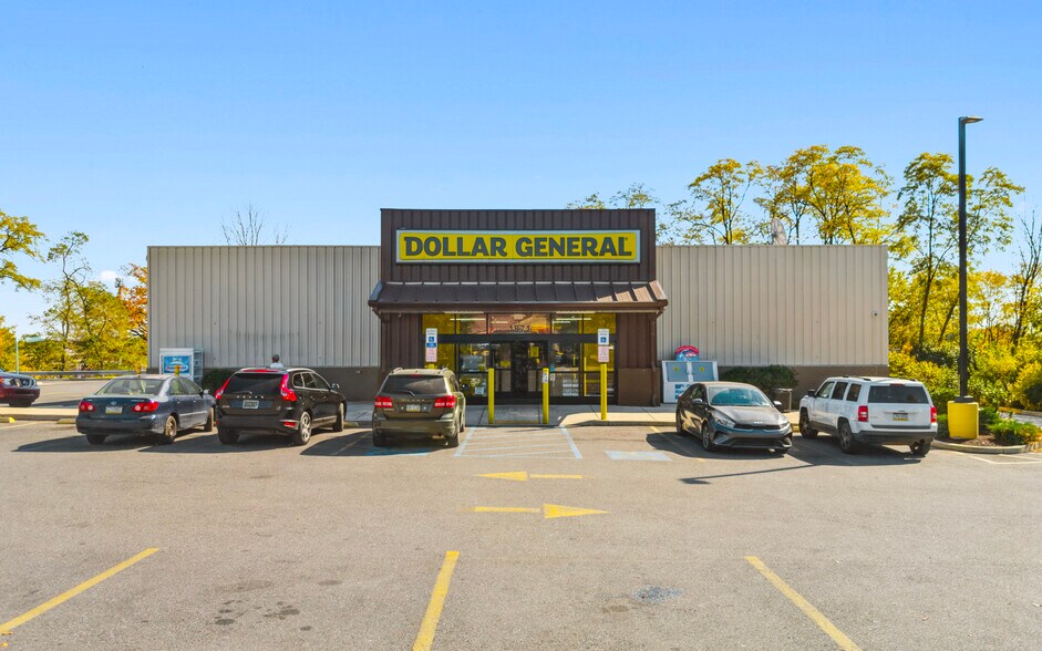 More Photos Of 1861 Delmar Dr, Folcroft Fast Food For Sale