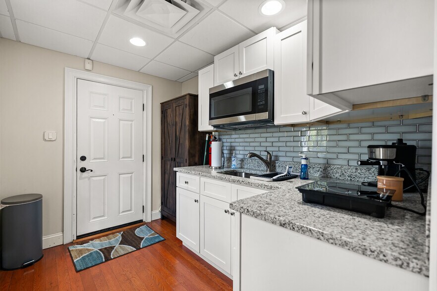 More Photos Of 2180 N Park Ave, Winter Park Loft Creative Space For Sale