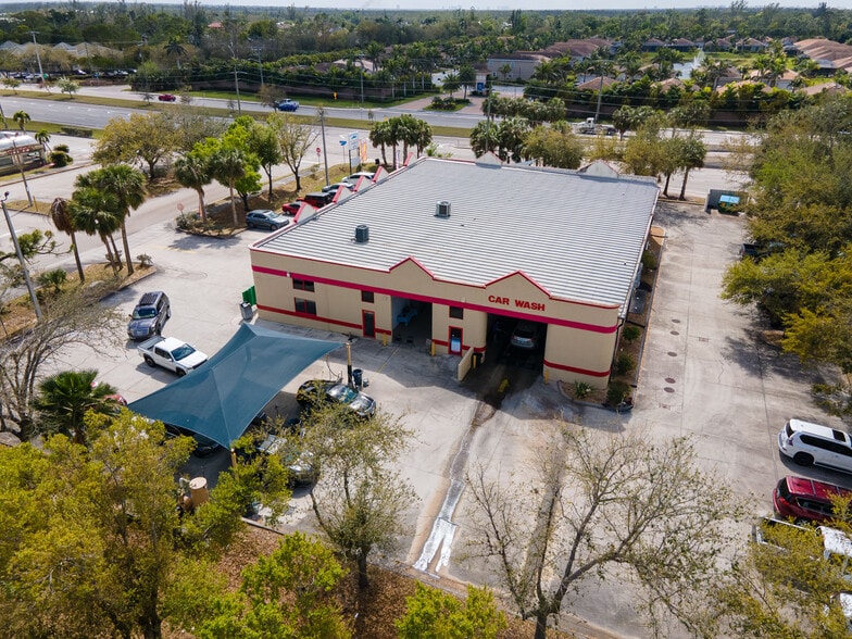 More Photos Of 8090 Gladiolus Dr, Fort Myers Carwash For Sale