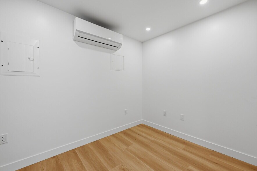 More Photos Of 2005 Highland Ave, National City Apartments For Sale