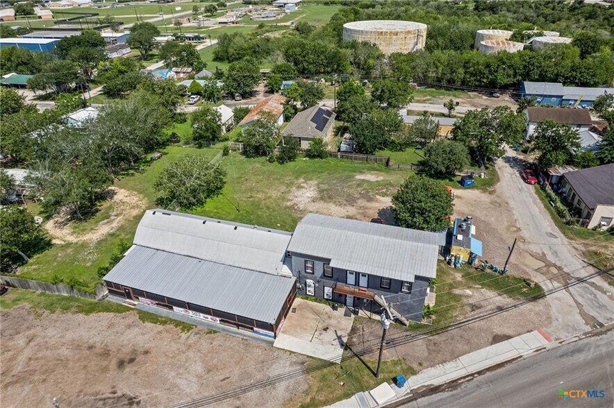 More Photos Of 619 Broadway St, Port Lavaca Restaurant For Sale
