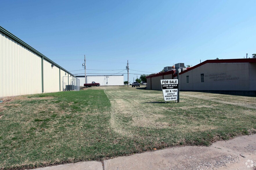 Primary Photo Of 903 SW D Ave, Lawton Land For Sale