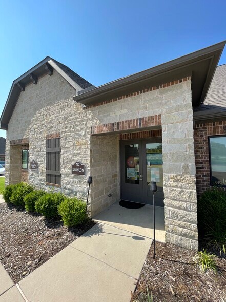 More Photos Of 4425 Plano Pky, Carrollton Office For Sale