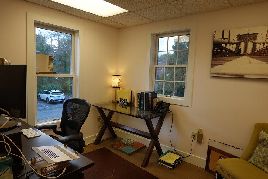 More Photos Of 527 Ocean Ave, Portland Medical For Sale