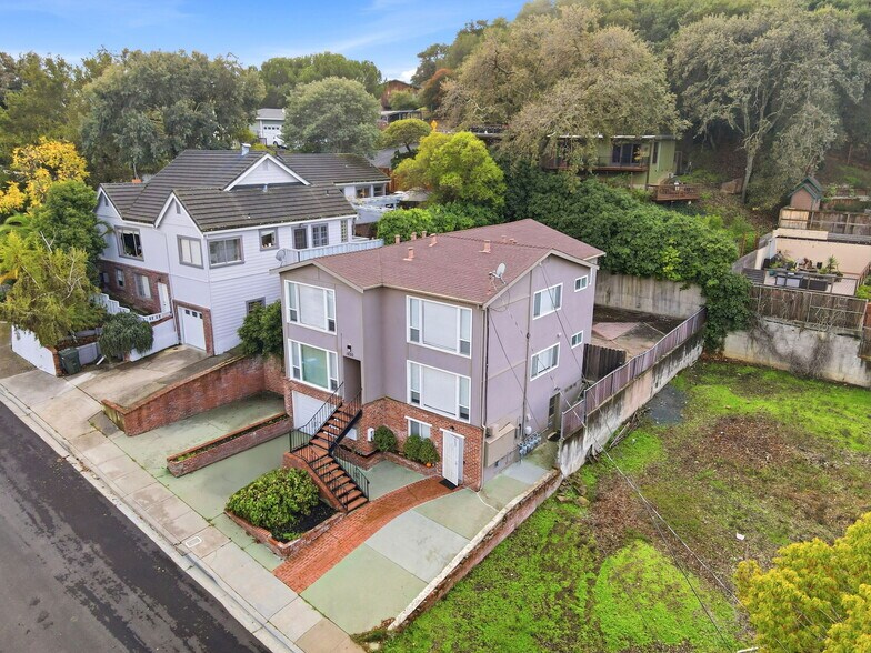 More Photos Of 1830 Richardson St, Martinez Apartments For Sale