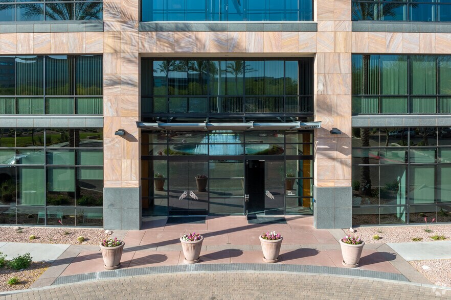 More Photos Of 16100 N 71st St, Scottsdale Office For Lease