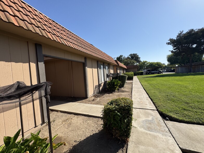 More Photos Of 701 Standiford Ave, Modesto Apartments For Sale