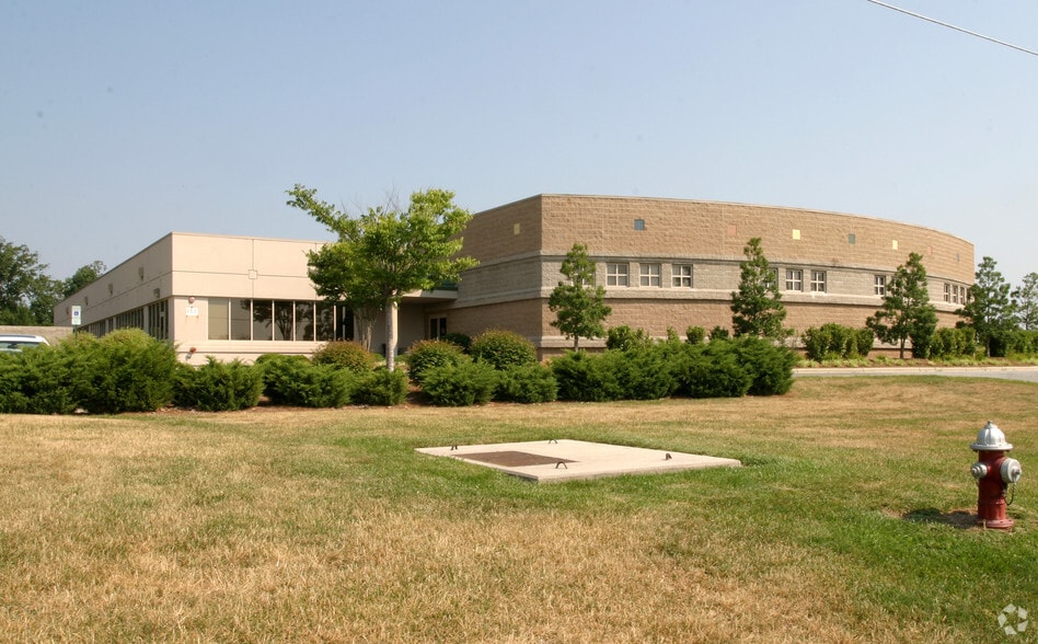 Primary Photo Of 1601 Anthony Rd, Burlington Office For Lease