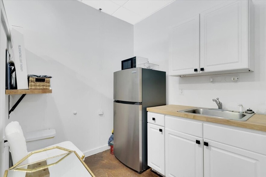 More Photos Of 205 N Laurens St, Greenville Loft Creative Space For Lease