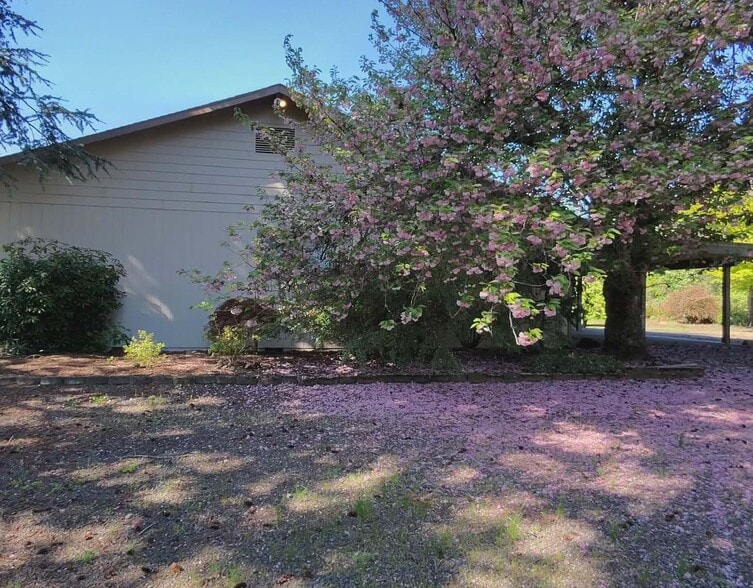 More Photos Of 14767 Henrici Rd, Oregon City Schools For Sale