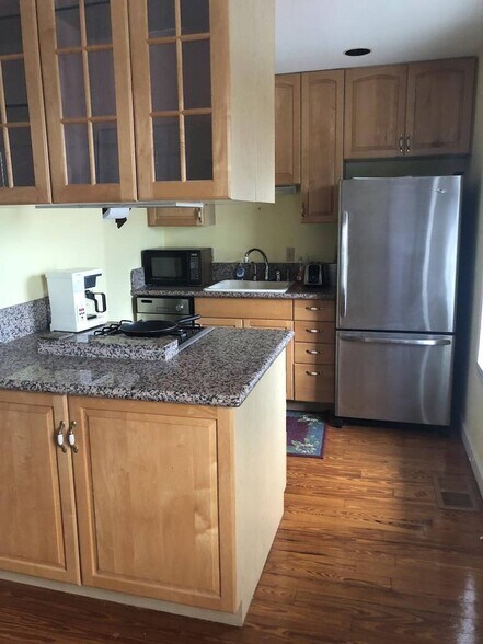 More Photos Of 2745 N Federal Hwy, Delray Beach Office Residential For Lease