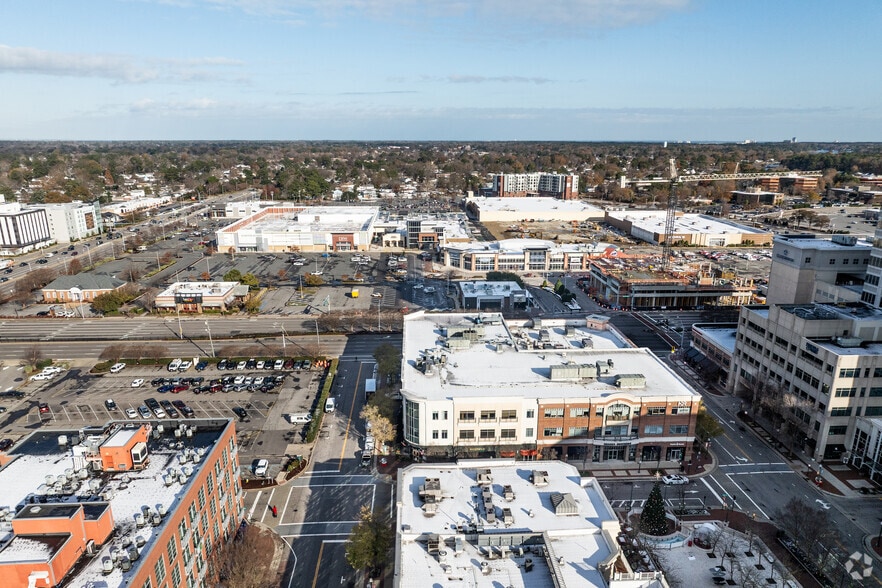 More Photos Of 249 Central Park Ave, Virginia Beach Loft Creative Space For Lease