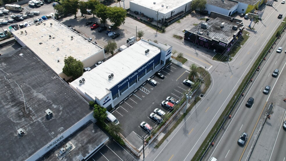 More Photos Of 1975 W 76th St, Hialeah Medical For Lease