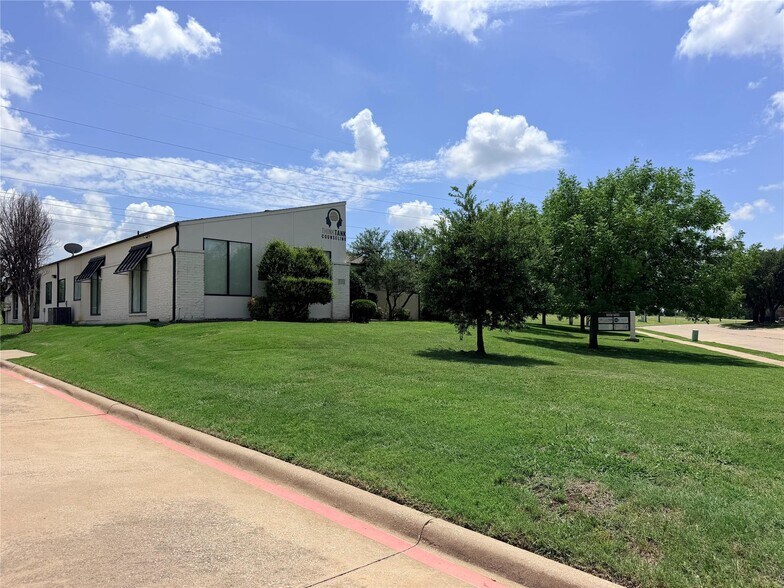 Primary Photo Of 5228 Village Creek Dr, Plano Office For Sale
