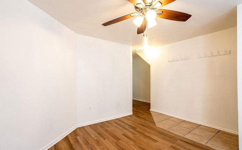 More Photos Of 1332 N Capitol St NW, Washington Storefront Retail Residential For Sale
