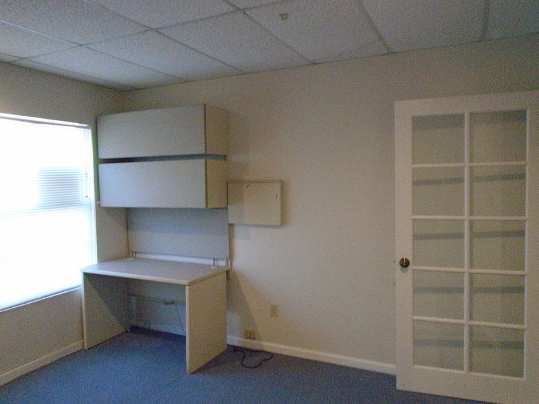 More Photos Of 1090 Adams St, Benicia Loft Creative Space For Lease