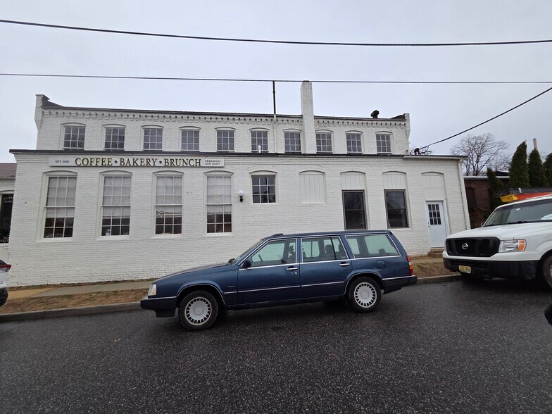 Primary Photo Of 11-23 Bannard St, Freehold Warehouse For Lease
