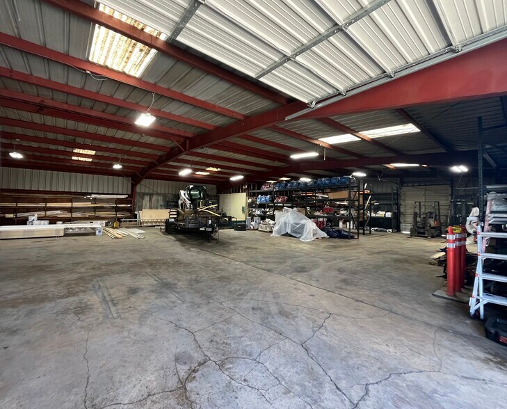 More Photos Of 3983 Homewood Rd, Memphis Office For Sale