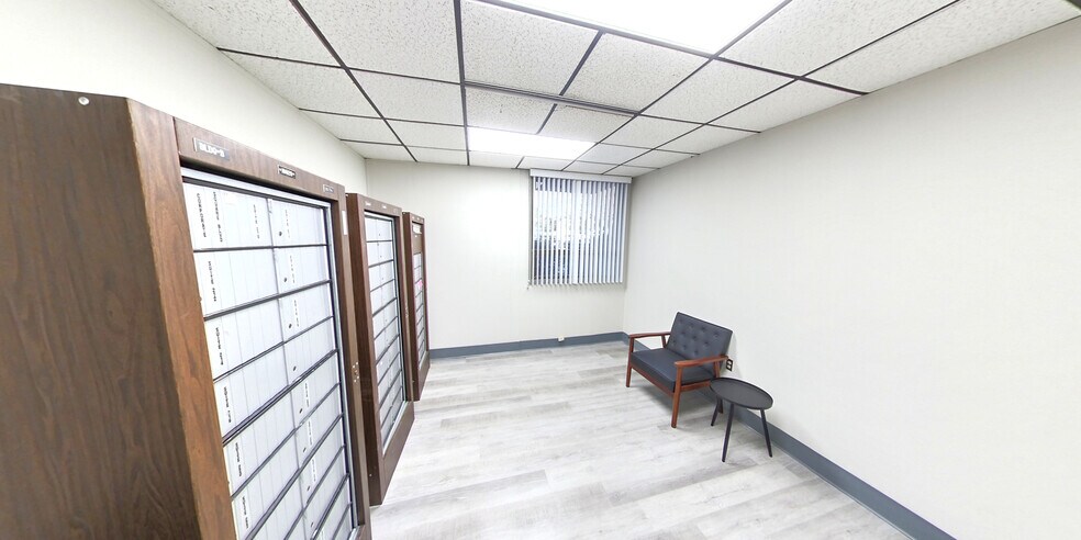 More Photos Of 2121 Corporate Square Blvd, Jacksonville Office For Lease