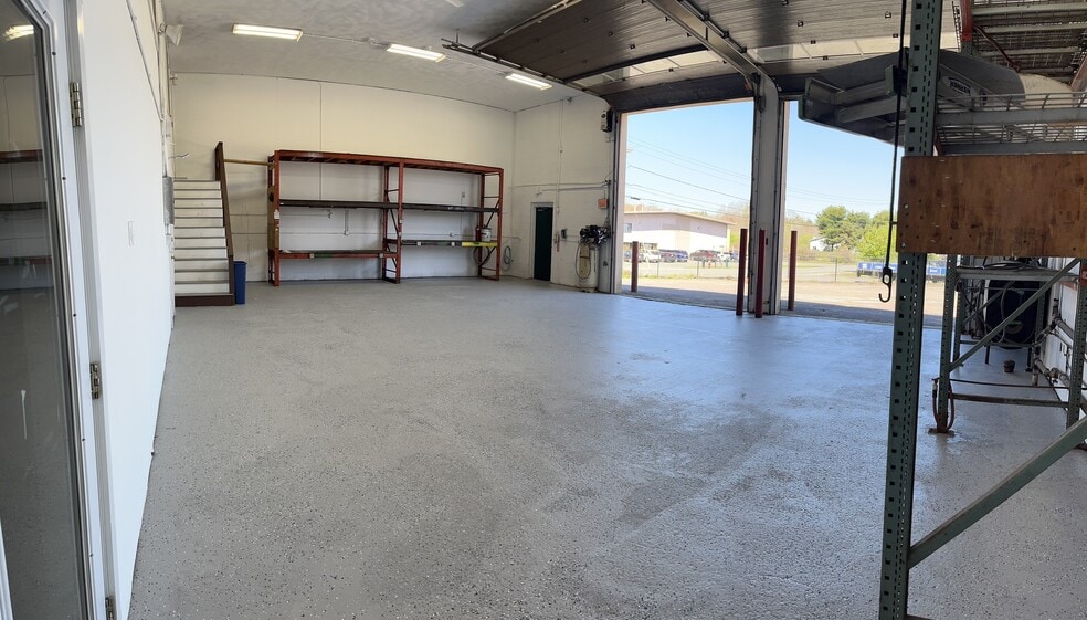 More Photos Of 47 Mitchell Rd, Ipswich Manufacturing For Lease