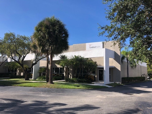 More Photos Of 880 Jupiter Park Dr, Jupiter Light Manufacturing For Sale