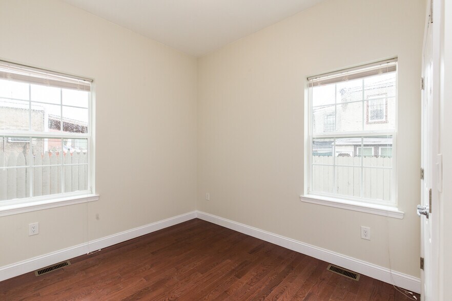 More Photos Of 1804 E Huntingdon St, Philadelphia Apartments For Sale