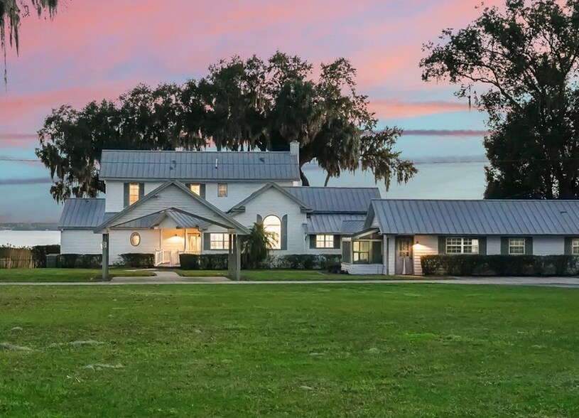 Primary Photo Of 12730 E Highway 25, Ocklawaha Specialty For Sale