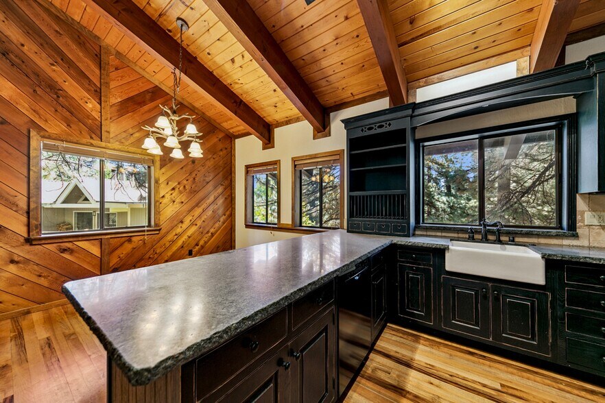 More Photos Of 844 Lichen Ct, Incline Village Apartments For Sale