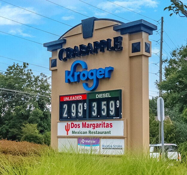 More Photos Of 12460 Crabapple Rd, Roswell Unknown For Lease