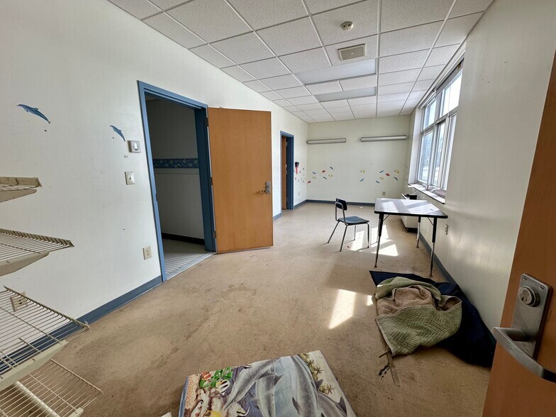 More Photos Of 55 Cox Rd, Williamstown Schools For Sale