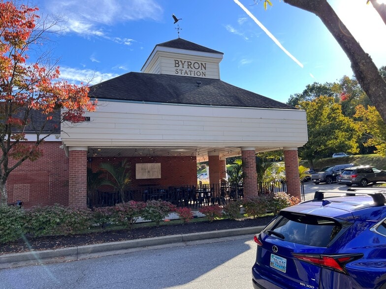 More Photos Of 8601 Honeygo Blvd, Nottingham Storefront For Sale