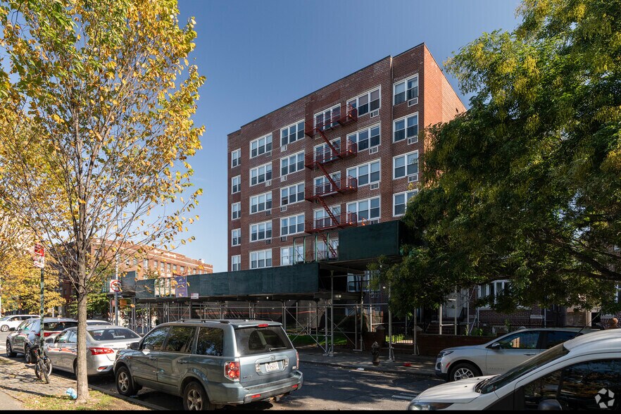 More Photos Of 207 Ocean Pky, Brooklyn Apartments For Sale