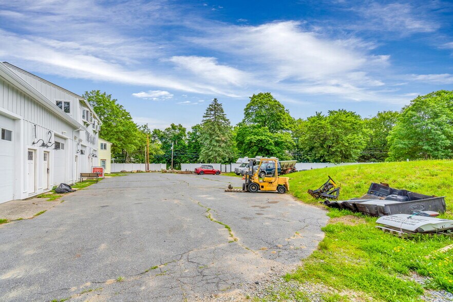 More Photos Of 1190 Liberty Square Rd, Boxborough Warehouse For Sale
