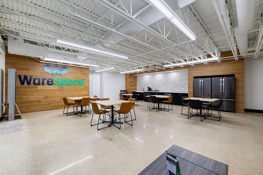 More Photos Of 801 Transfer Rd, Saint Paul Warehouse For Lease