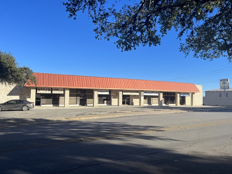 Primary Photo Of 100 N Edward Gary St, San Marcos Storefront Retail Office For Lease