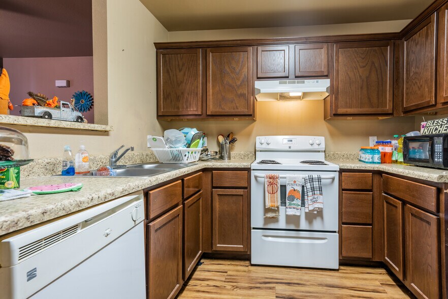 More Photos Of 516 S 9th St, Kenedy Apartments For Sale