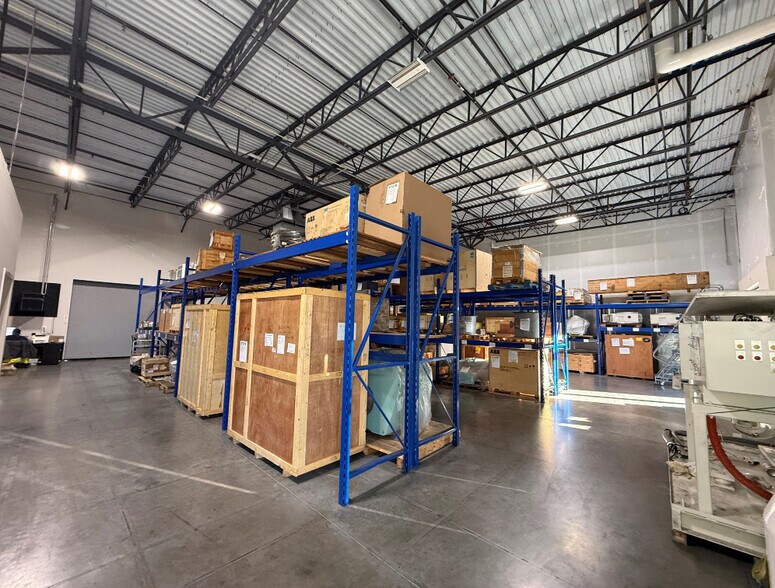 More Photos Of 1250 Imeson Park Blvd, Jacksonville Distribution For Lease