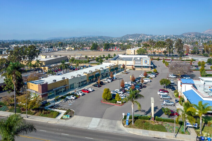 More Photos Of 1310-1340 E Valley Pky, Escondido Unknown For Lease