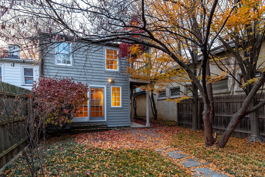 More Photos Of 24 N Main St, Lambertville Office For Sale