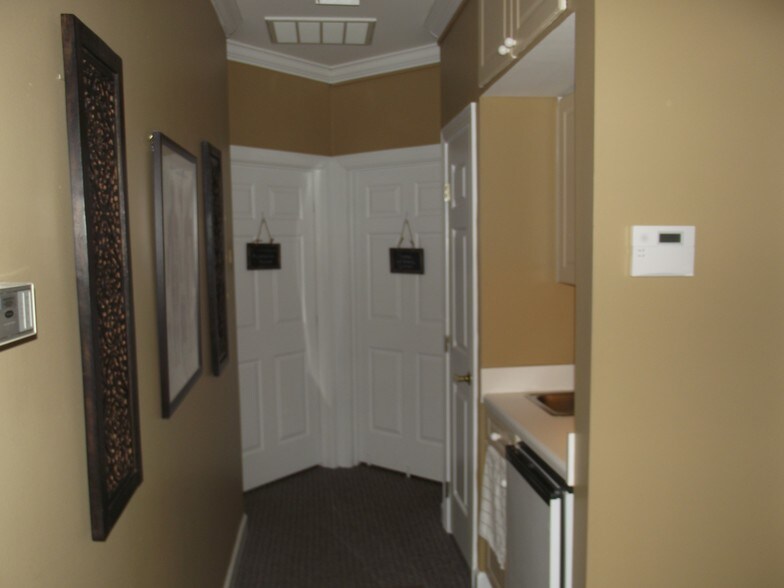 More Photos Of 1220 SE Maynard Rd, Cary Office For Lease