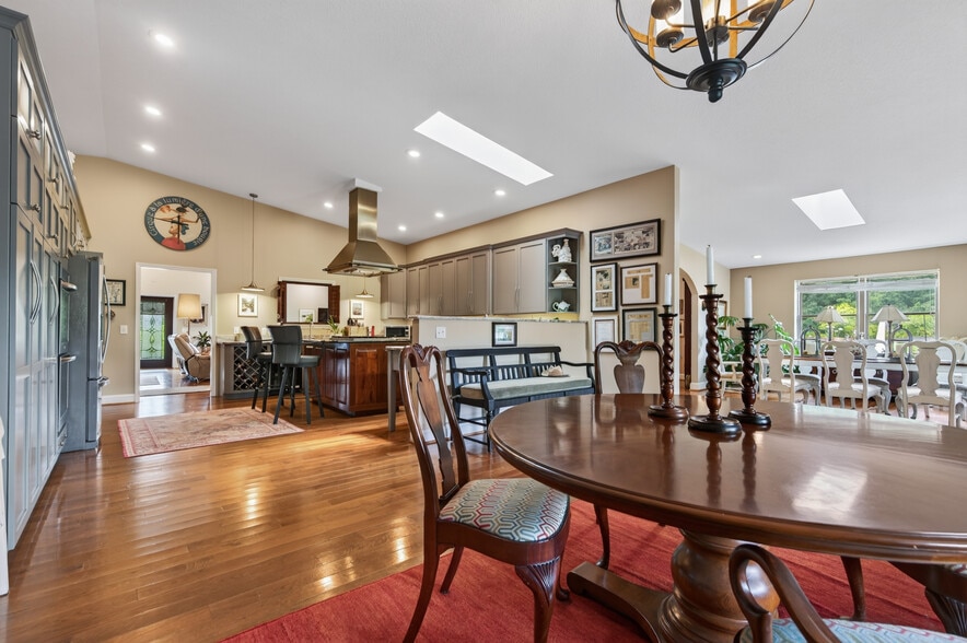 More Photos Of 1661 Turner Spur Rd, Fancy Gap Healthcare For Sale