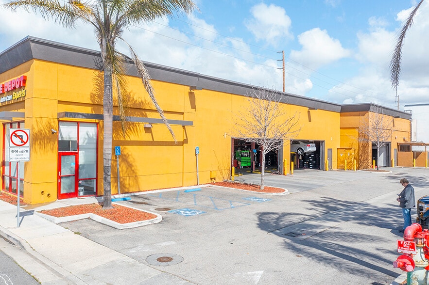 More Photos Of 2320 E Vineyard Ave, Oxnard Auto Repair For Sale