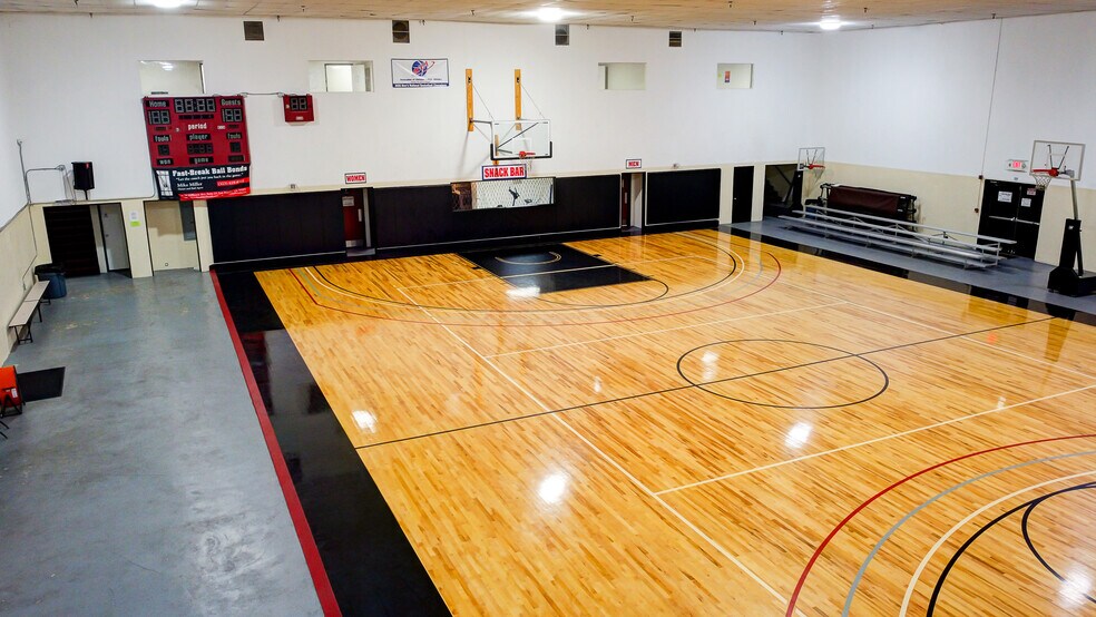 More Photos Of 950 S Central Ave, Compton Schools For Sale