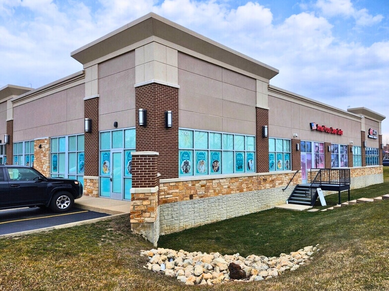 More Photos Of 2101 Sycamore Rd, Dekalb Freestanding For Lease