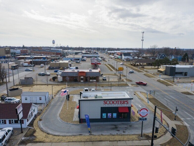 More Photos Of 1026 West St, Grinnell General Retail For Sale