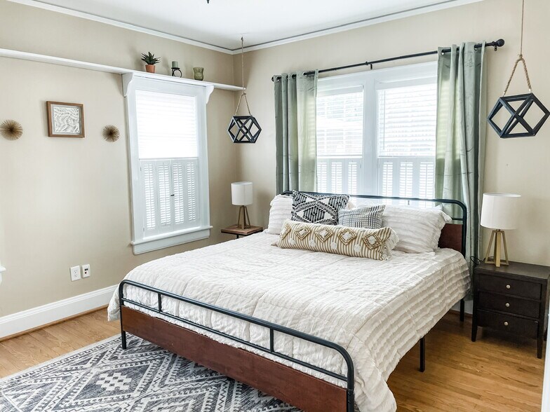 More Photos Of 2120 N Ocoee St, Cleveland Apartments For Sale