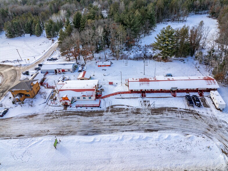 More Photos Of N13903 State Road 80, Necedah Hotel For Sale