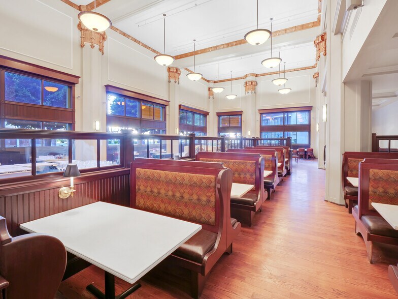 More Photos Of 1100 S Flower St, Los Angeles Office For Lease