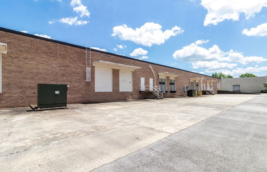 More Photos Of 730-760 Great Sw Pky SW, Atlanta Distribution For Lease