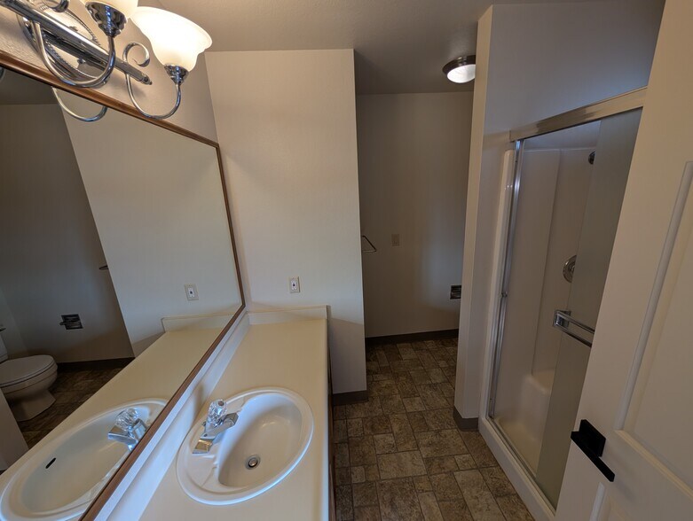 More Photos Of 170 1st St E, Sonoma Apartments For Sale